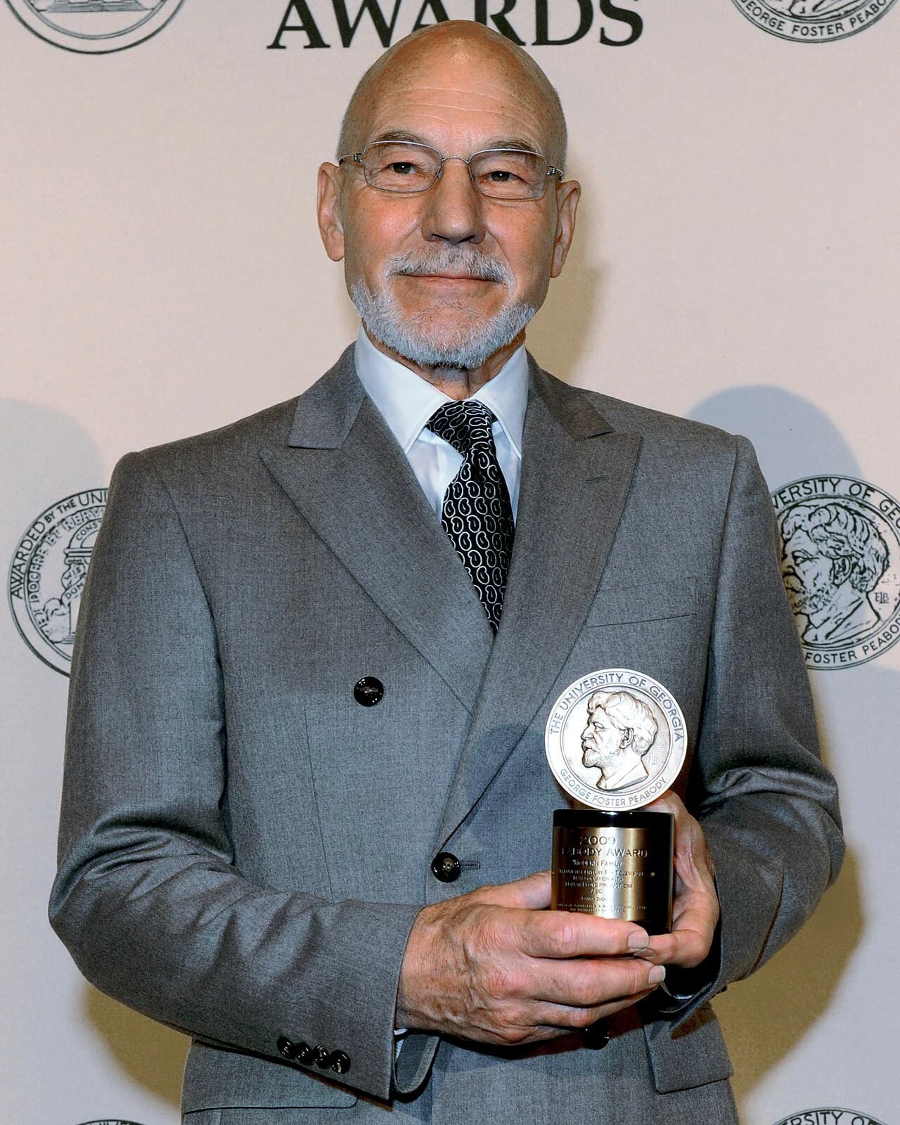 Patrick Stewart 辭世，Picard 與 Charles Xavier 的銀幕身影留下來