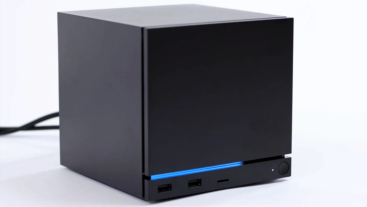 Steam Machine design close-up